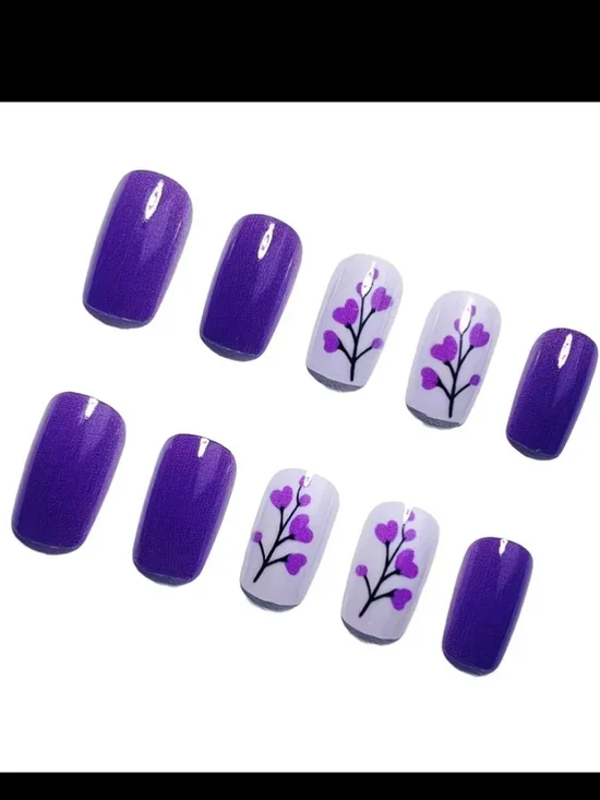 🔥3/$21 Press On Nails Purple Matte Nail Set with Floral Accent - Picture 2 of 2